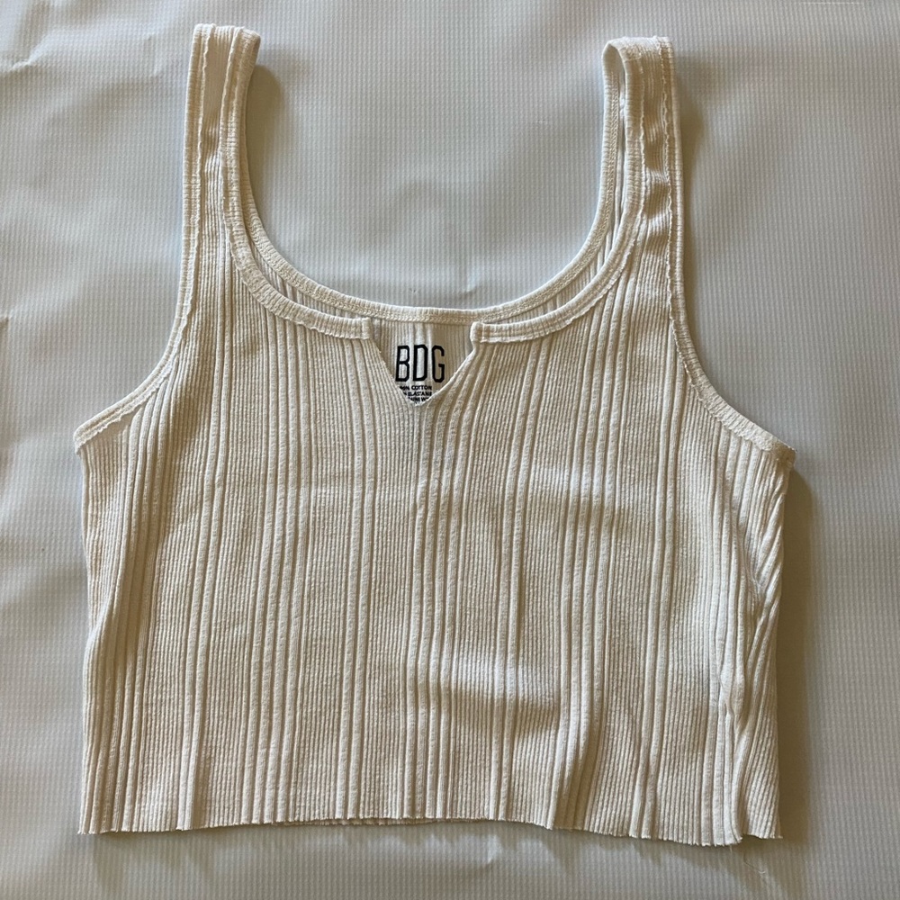 Urban Outfitters White/Off White Cropped Tank